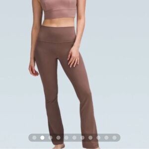 NWT Luluemon Align HR Mini Flare 28” inseam in Dark Oxide Sz 4